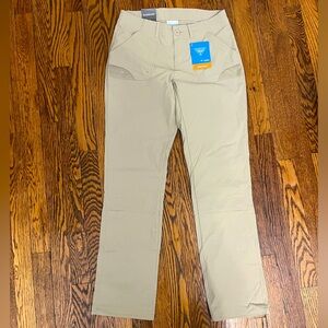 Columbia PFG Straight Pants - Size 4 / 30 L
